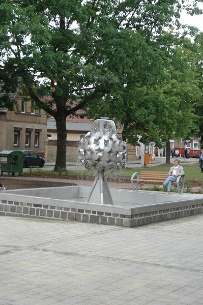 neuer Brunnen Wolfen 7.6.09