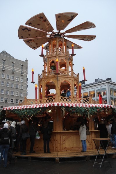 Halle Weihnachtsmarkt 5.12.08