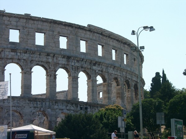 Pula 2004