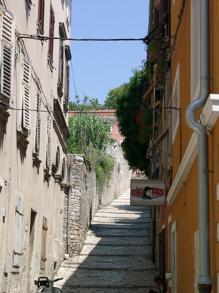 Pula 2004