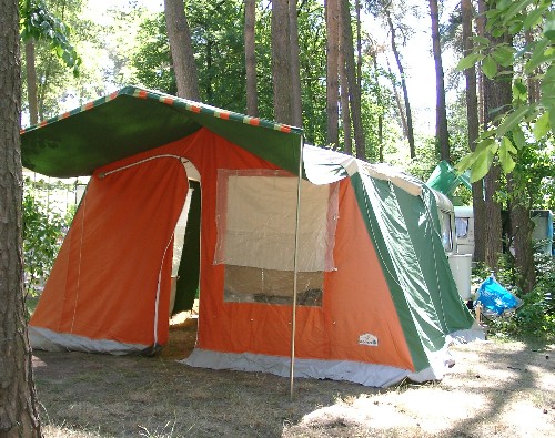 Campingplatz Pressel, Qeki und Vorzelt