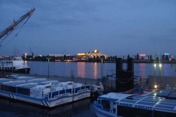 Hamburg bei Nacht 14.-17.7.09